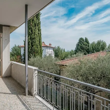 Appartamento Casa Rosy - Con Terrazza A 2 Passi Dal Lago *