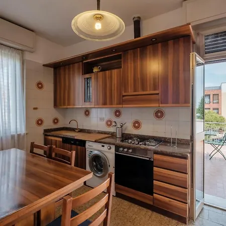 Appartamento Casa Rosy - Con Terrazza A 2 Passi Dal Lago